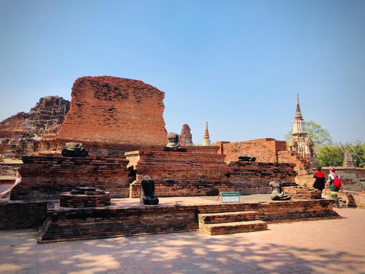 Room Story Hostel Phra Nakhon Si Ayutthaya Buitenkant foto