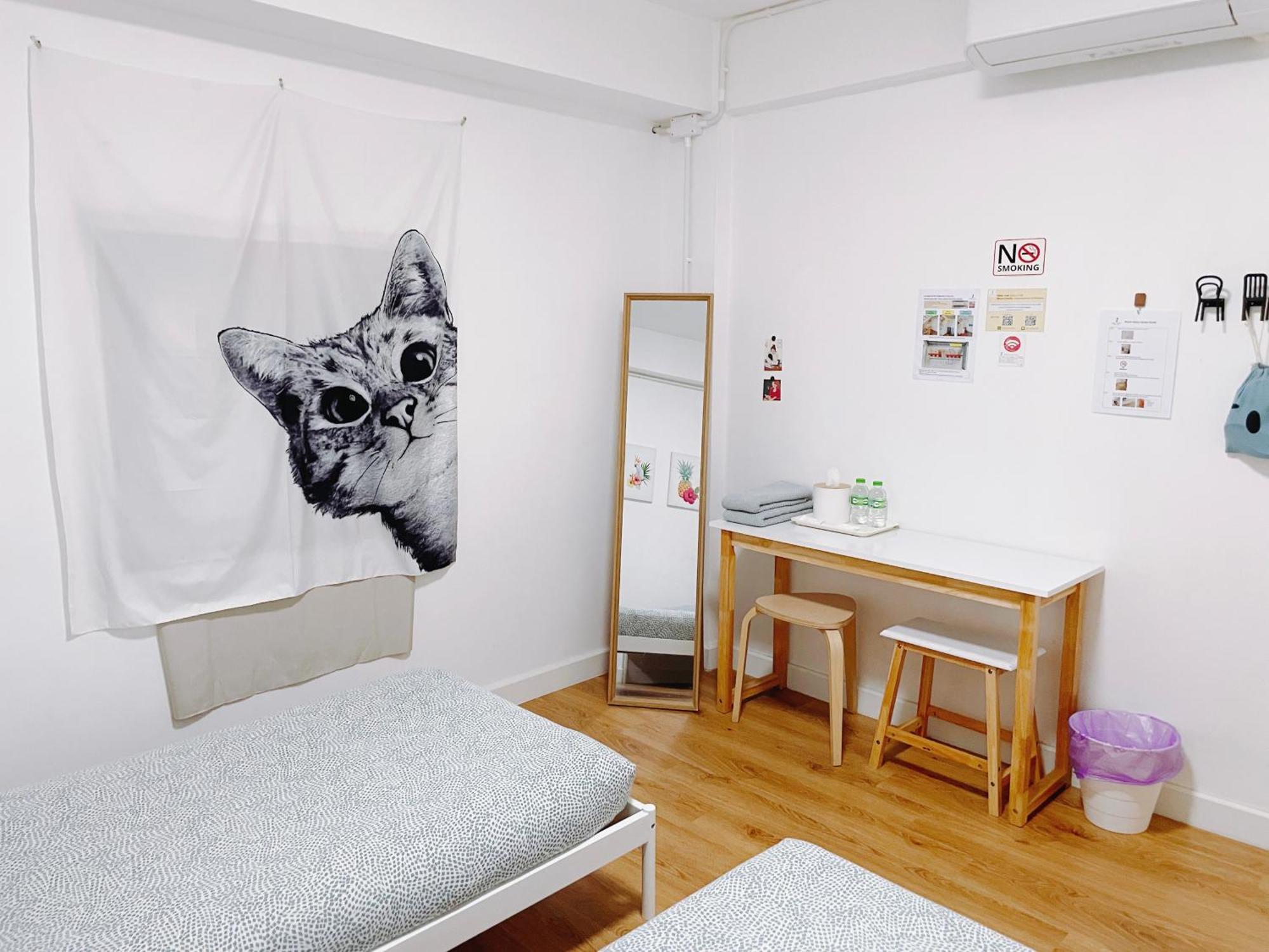 Room Story Hostel Phra Nakhon Si Ayutthaya Buitenkant foto